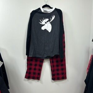 Christmas Pajamas, Size Medium Lola, And Taylor
